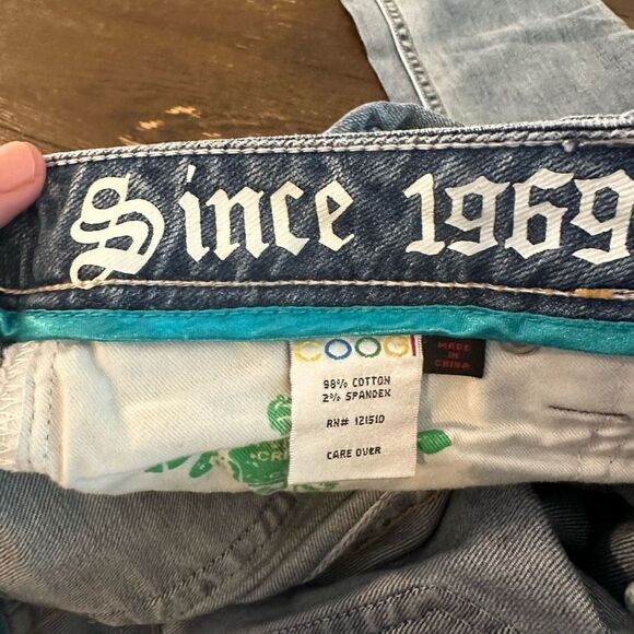 COOGI Womens Light Washed Midrise Straight‎ Jeans Embroidered Details sz 7/8 - Picture 9 of 12